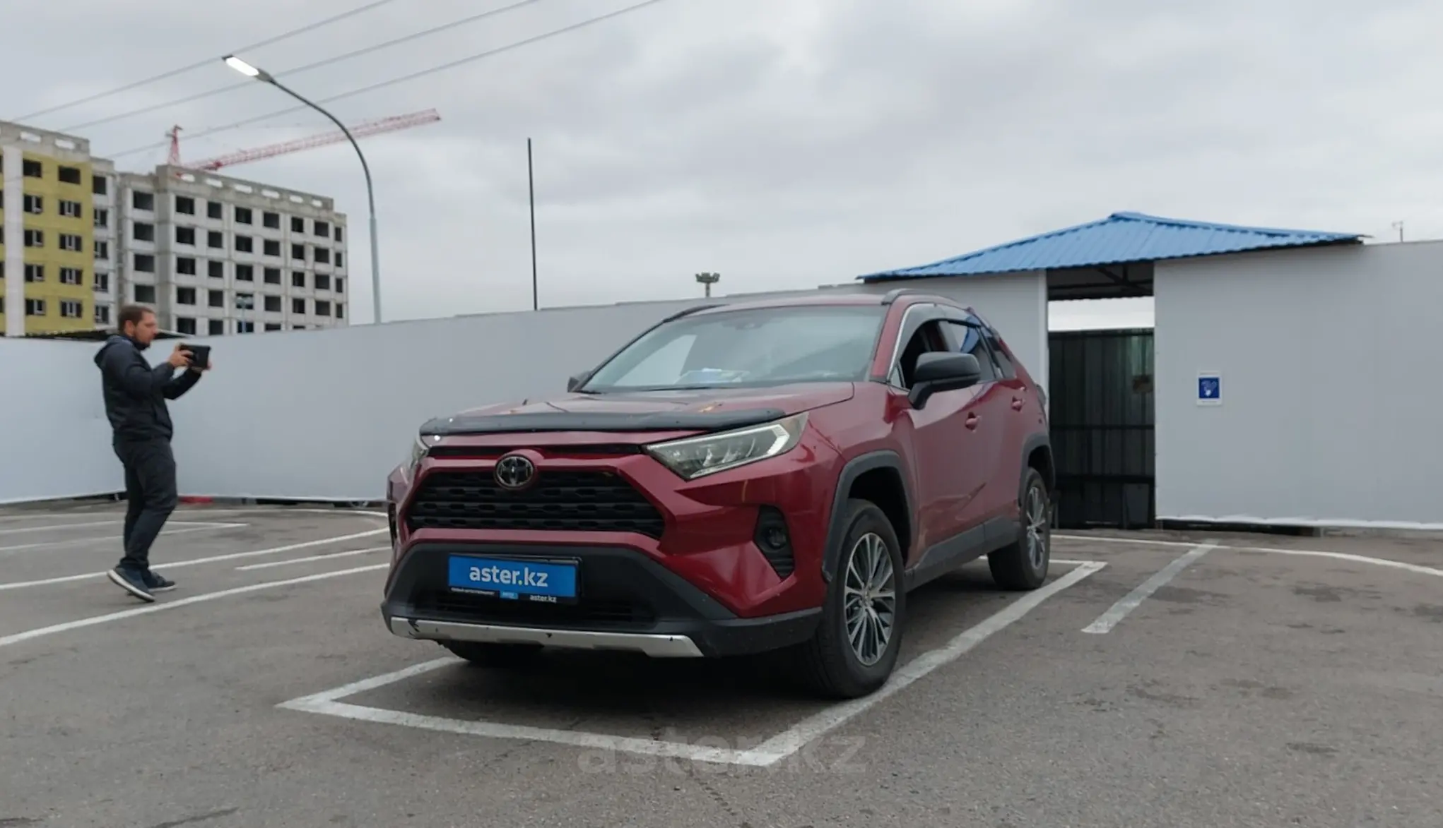 Toyota RAV4 2021