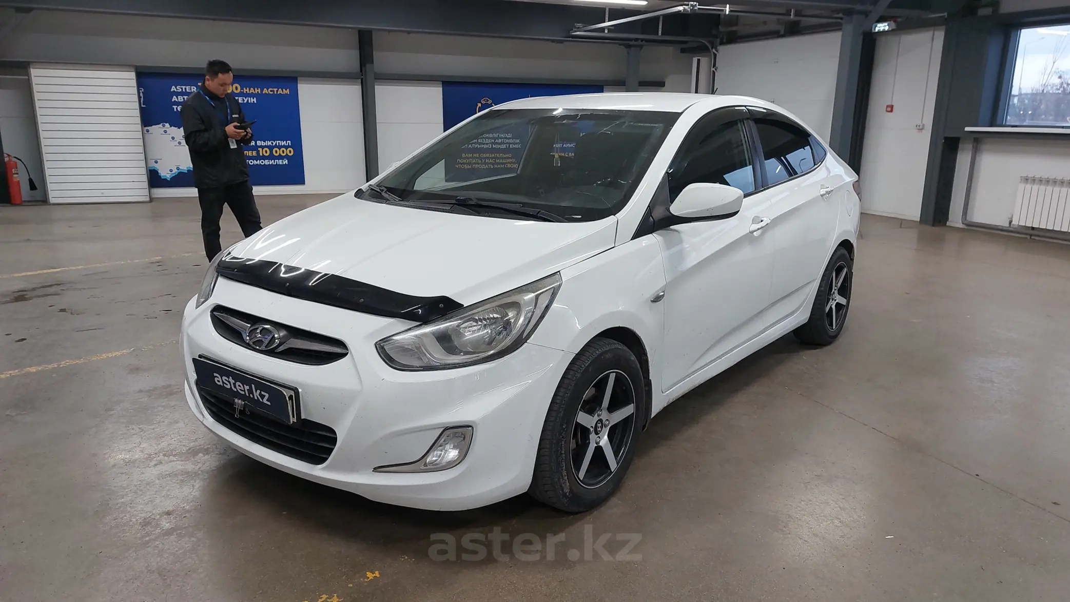 Hyundai Accent 2013