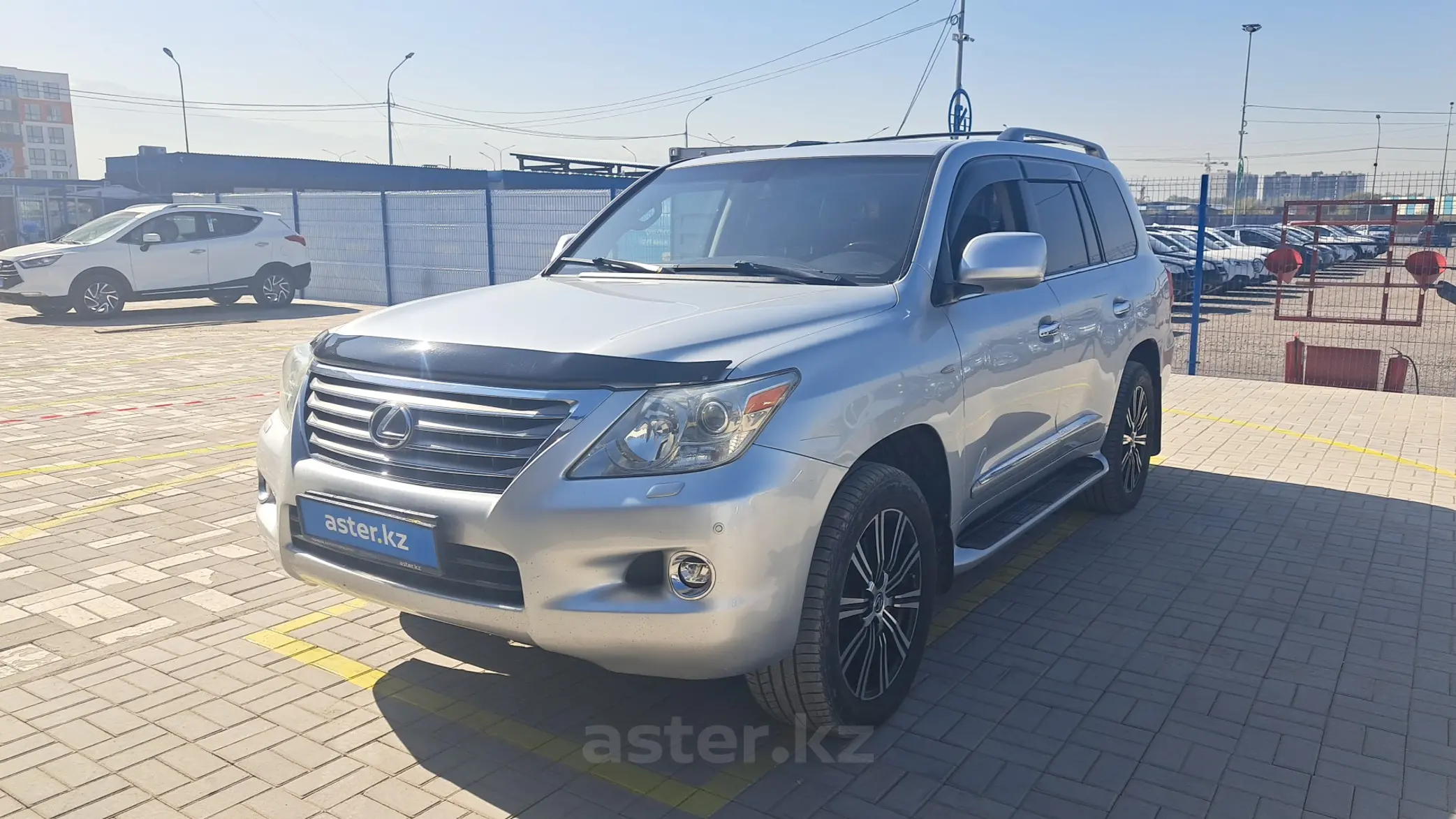 Lexus LX 2008