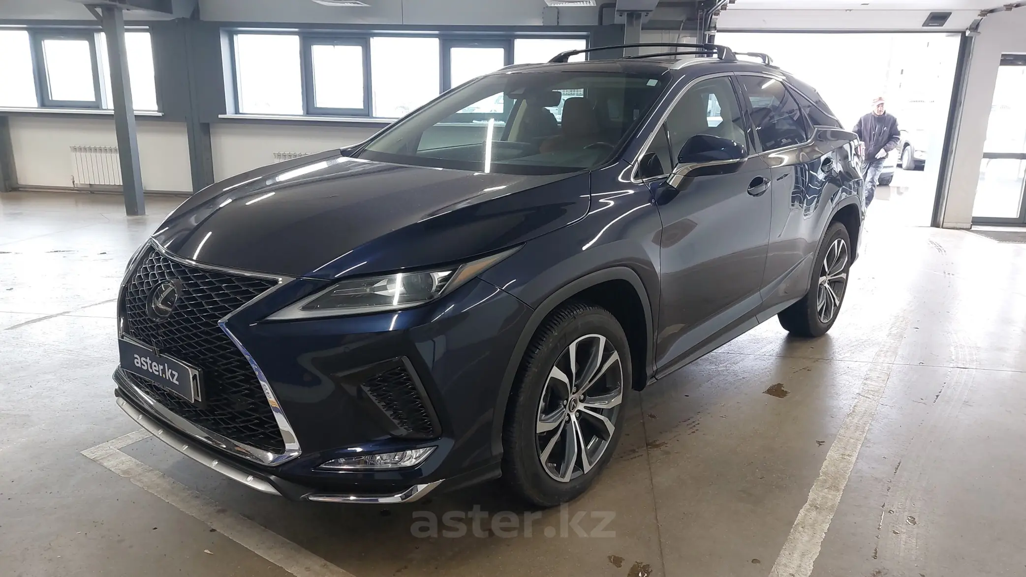 Lexus RX 2021