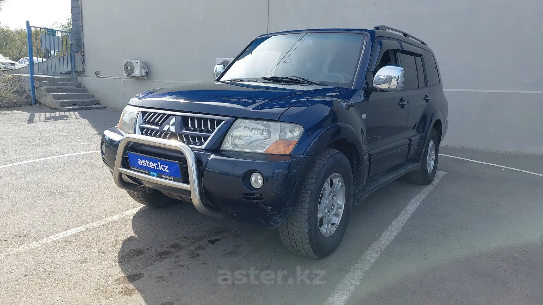 Mitsubishi Pajero 2003