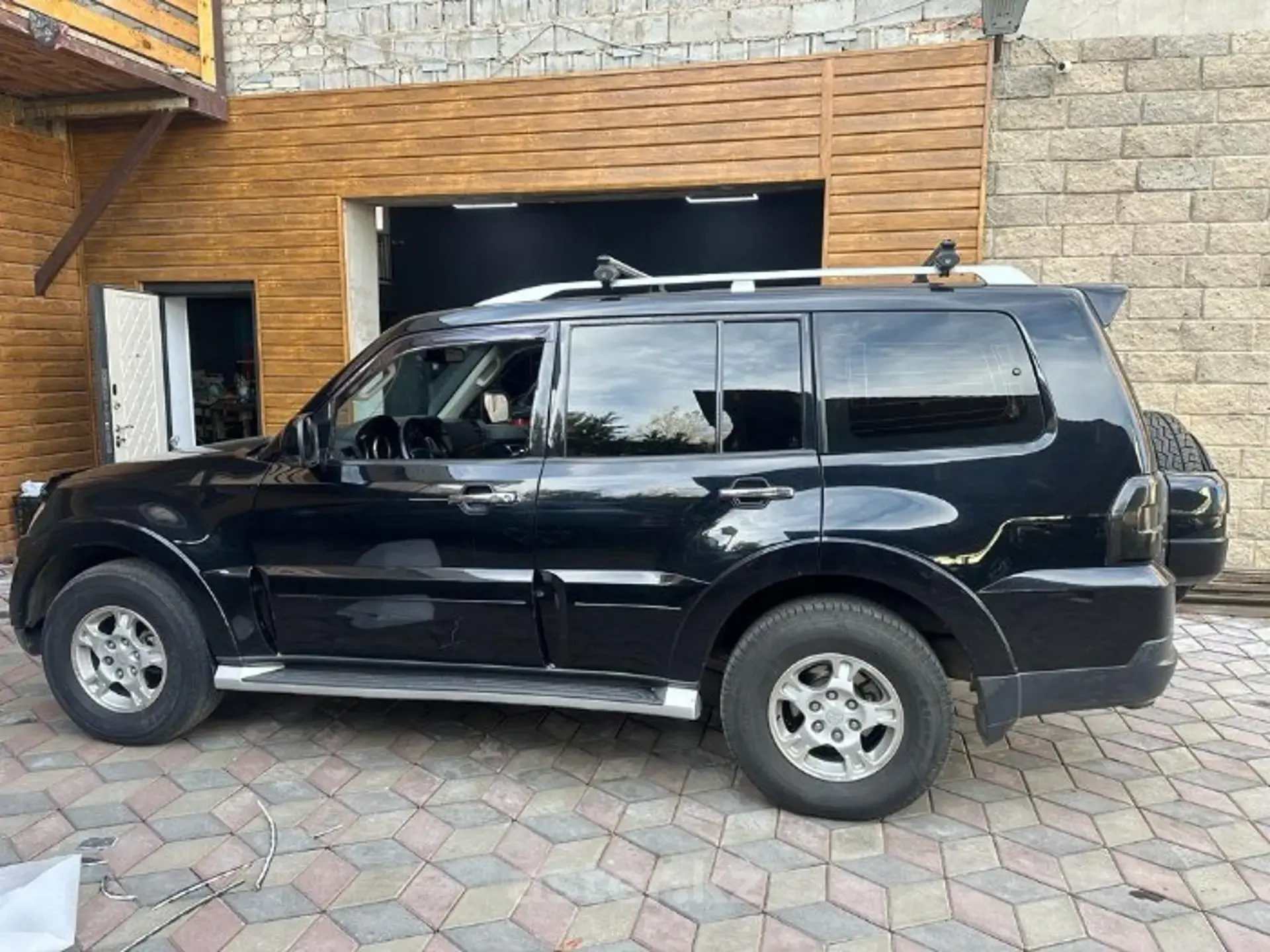 Mitsubishi Pajero 2007