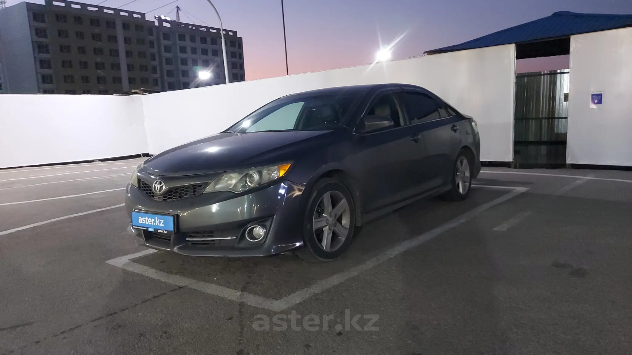 Toyota Camry 2014