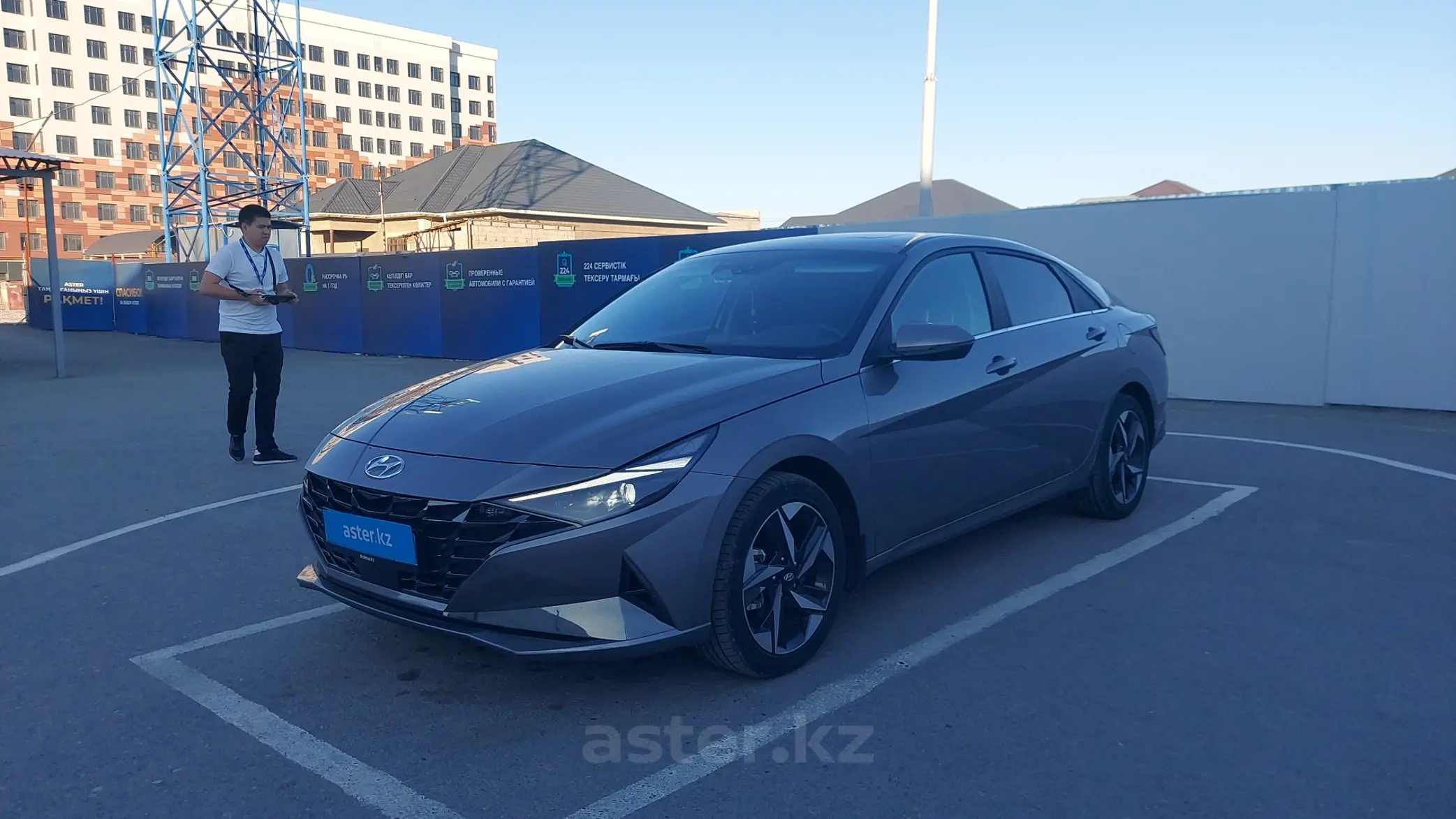 Hyundai Elantra 2022