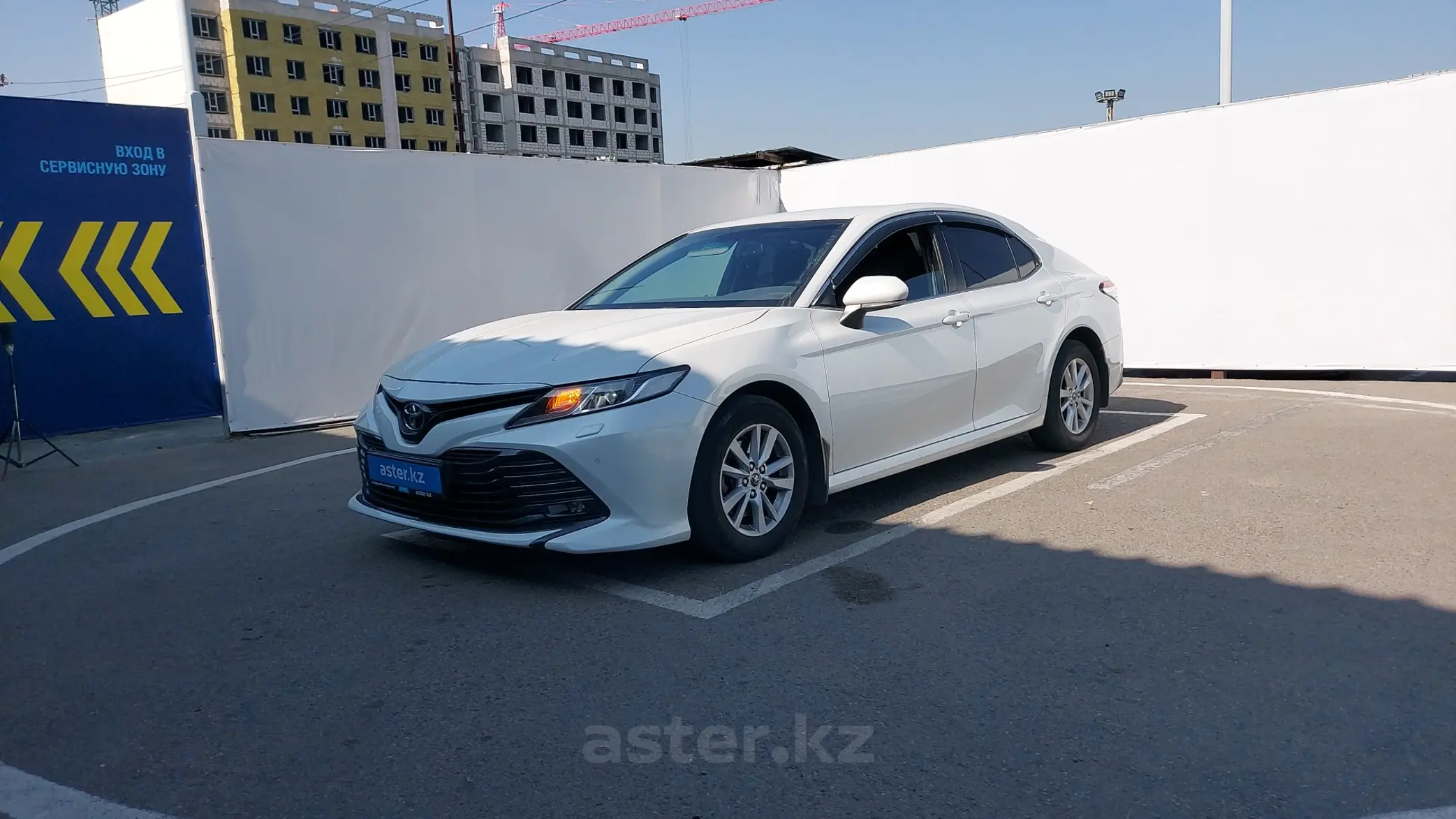 Toyota Camry 2019