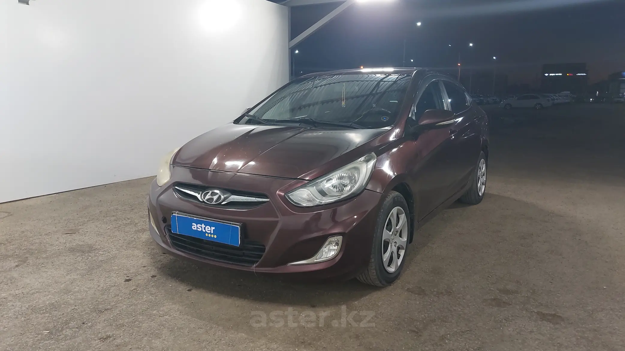 Hyundai Accent 2013