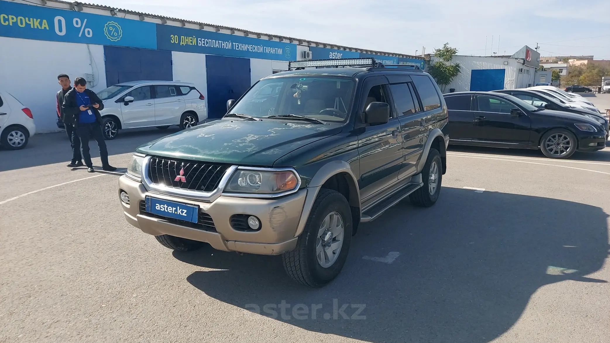 Mitsubishi Montero Sport 2000