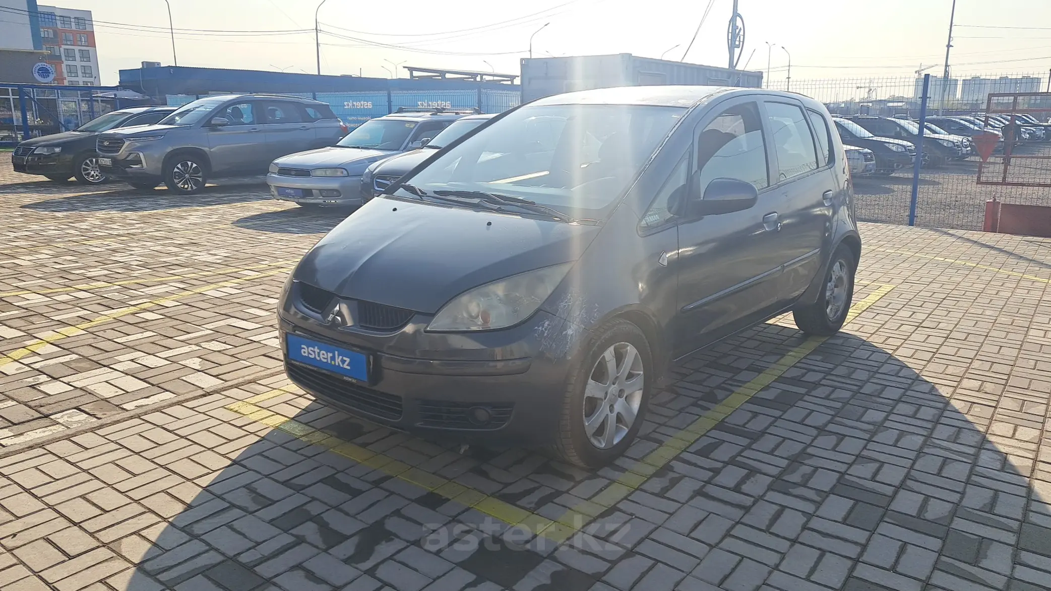 Mitsubishi Colt 2004