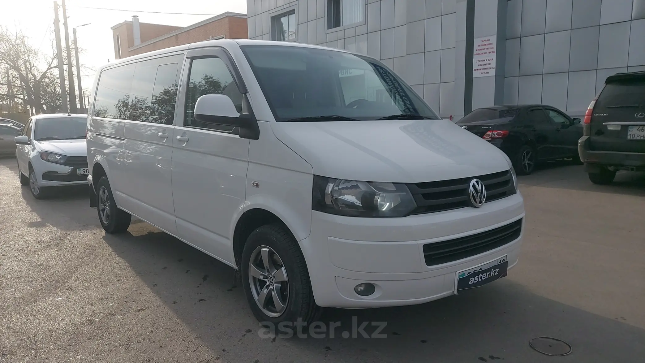 Купить Volkswagen Caravelle 2011 года в Костанае, цена 11800000 тенге.  Продажа Volkswagen Caravelle в Костанае - Aster.kz. №c930231