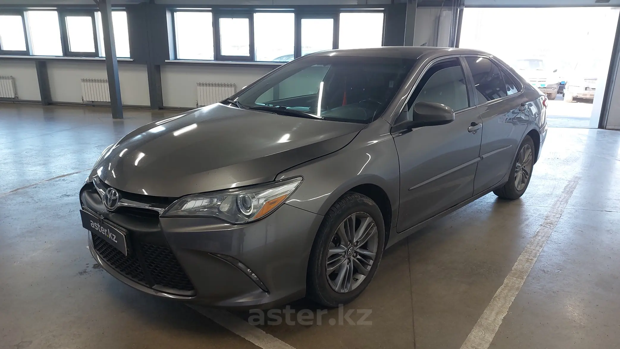 Toyota Camry 2016