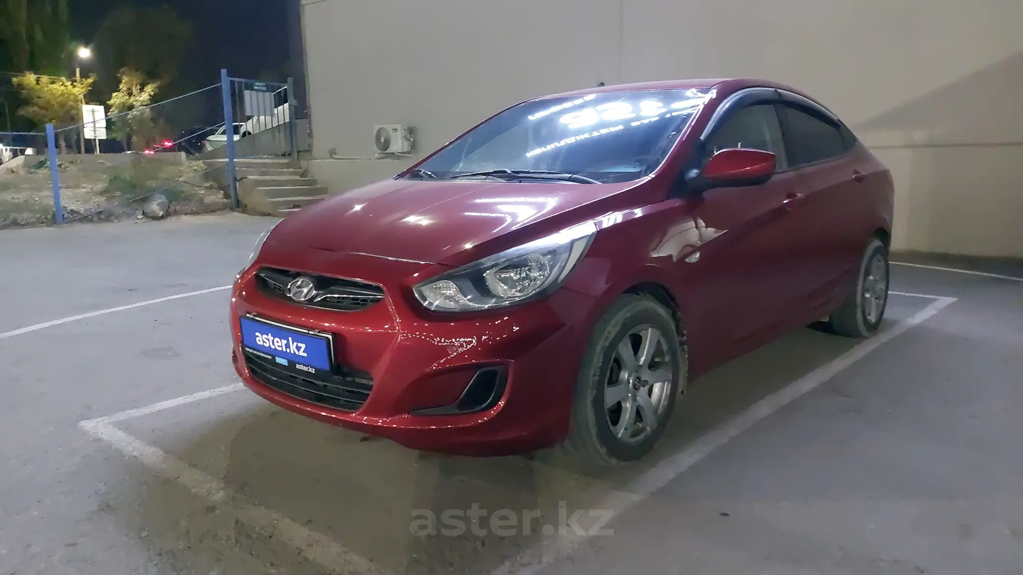 Hyundai Accent 2013