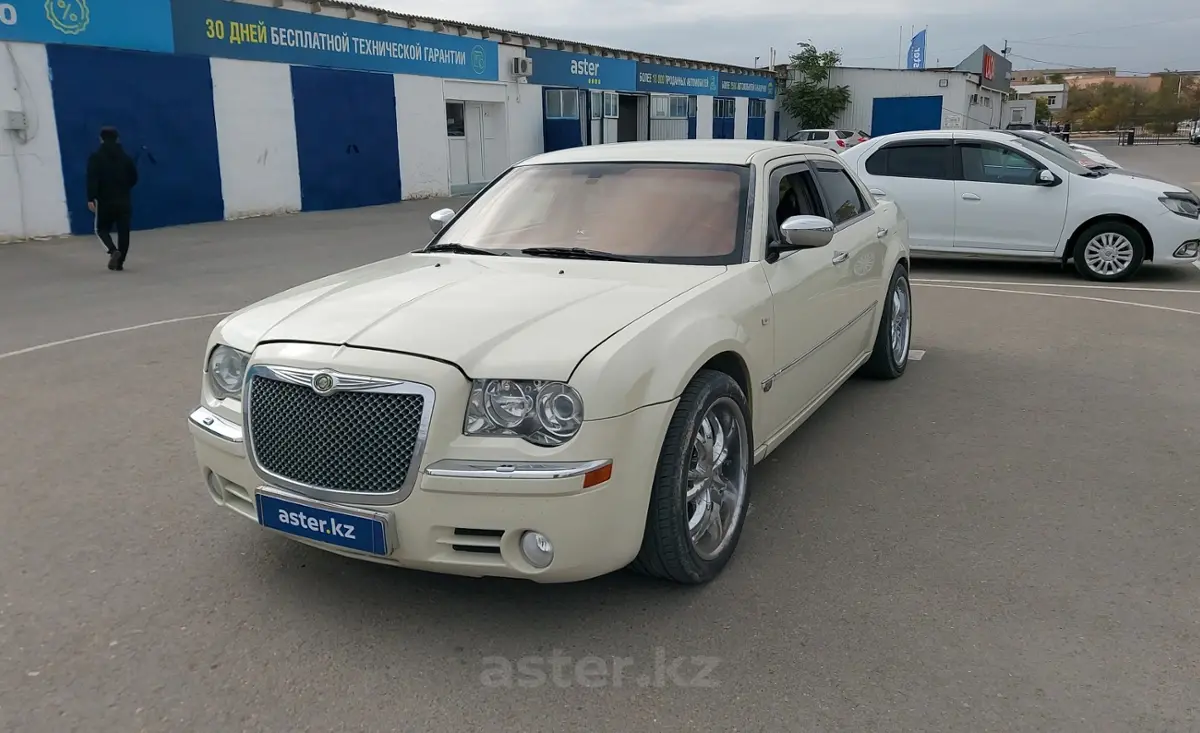 Купить Chrysler 300C 2004 года в Актау, цена 5000000 тенге. Продажа Chrysler  300C в Актау - Aster.kz. №c930969