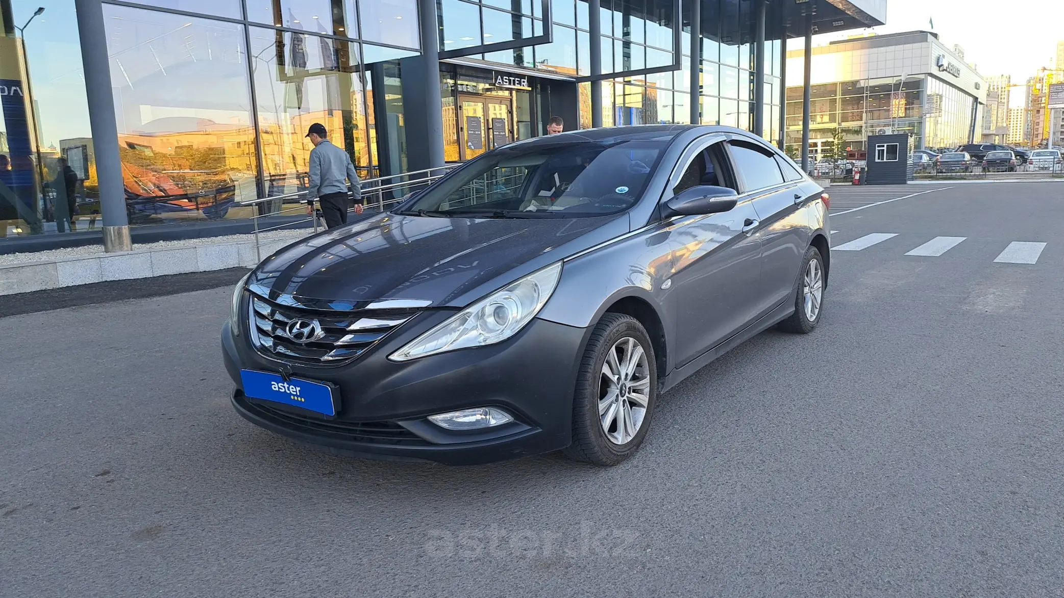 Hyundai Sonata 2011