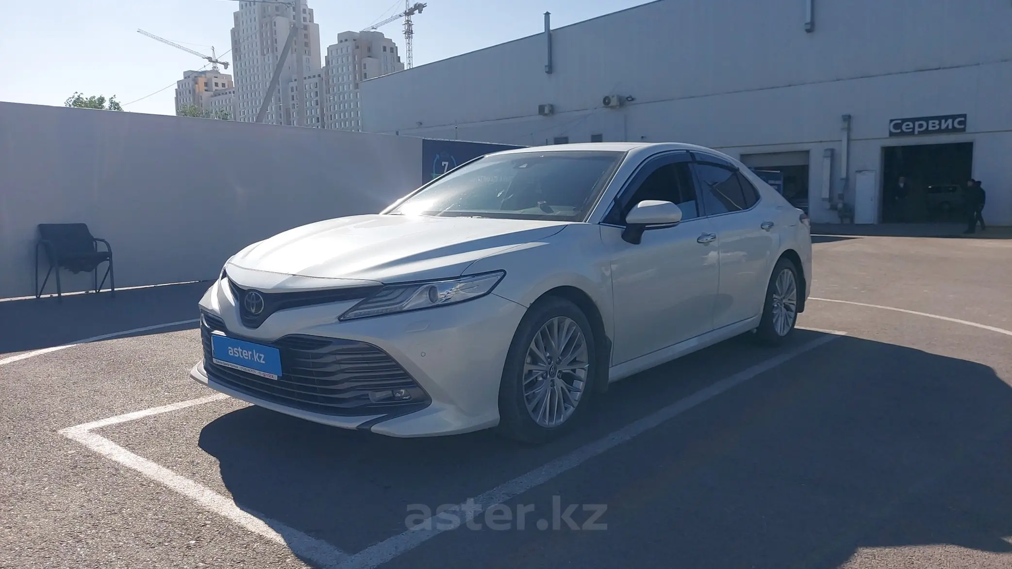 Toyota Camry 2019