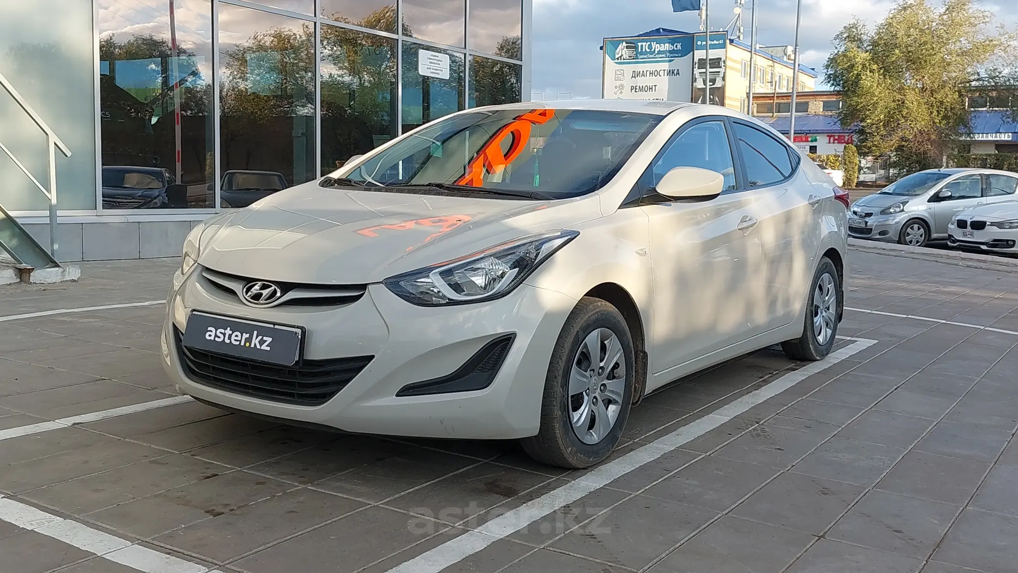 Hyundai Elantra 2014