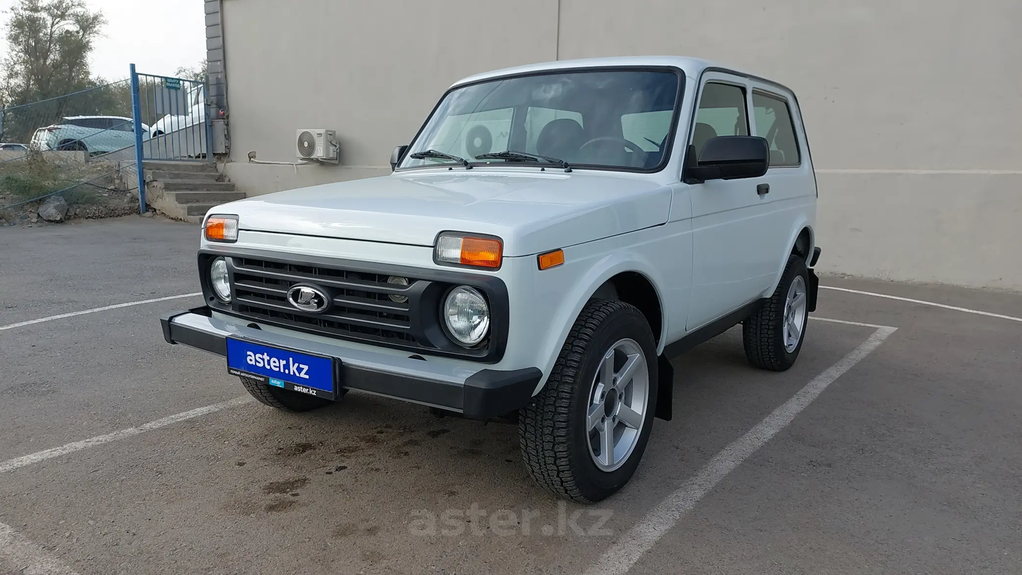 LADA (ВАЗ) 2121 (4x4) 2015