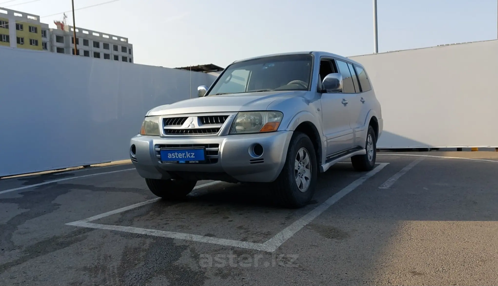 Mitsubishi Pajero 2005