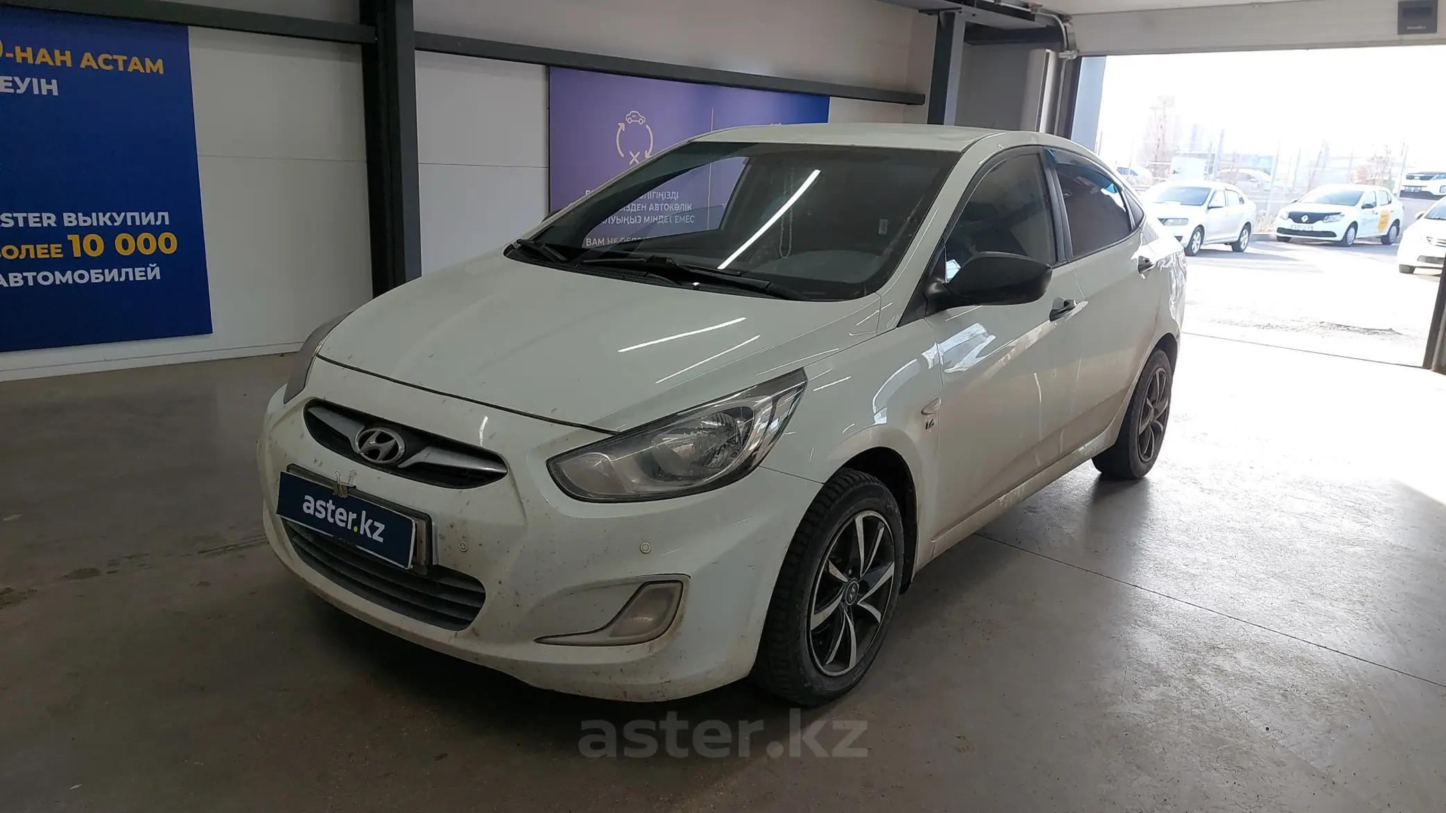 Hyundai Accent 2012