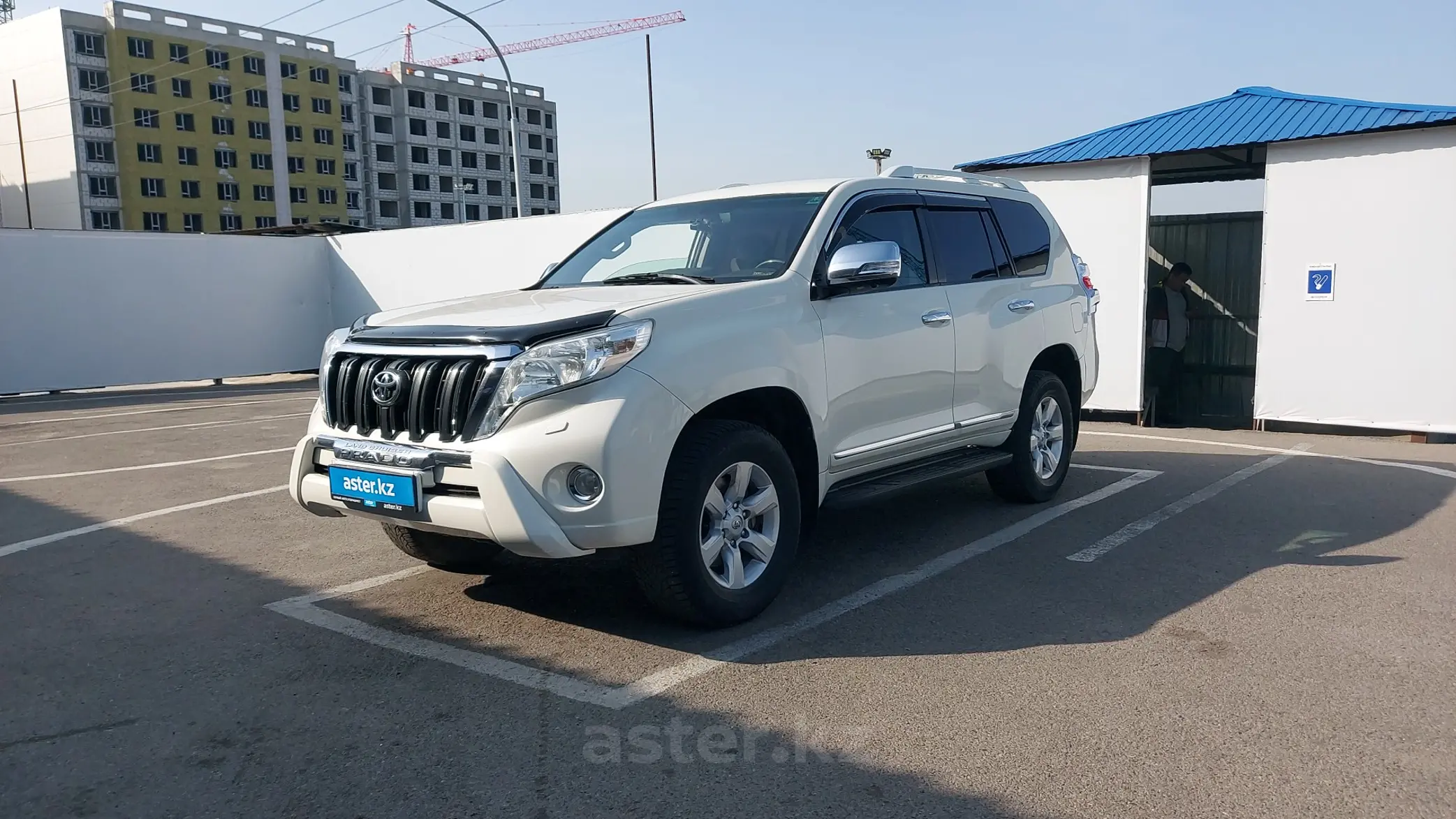 Toyota Land Cruiser Prado 2014