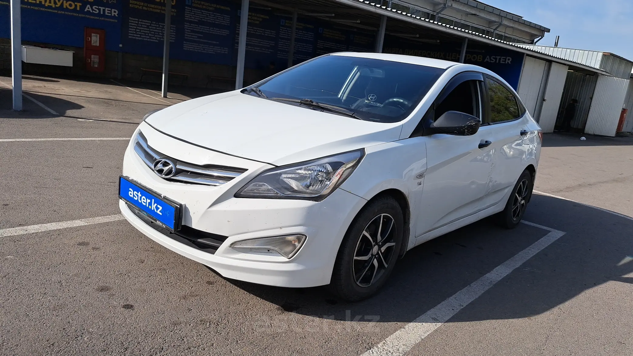 Hyundai Solaris 2015