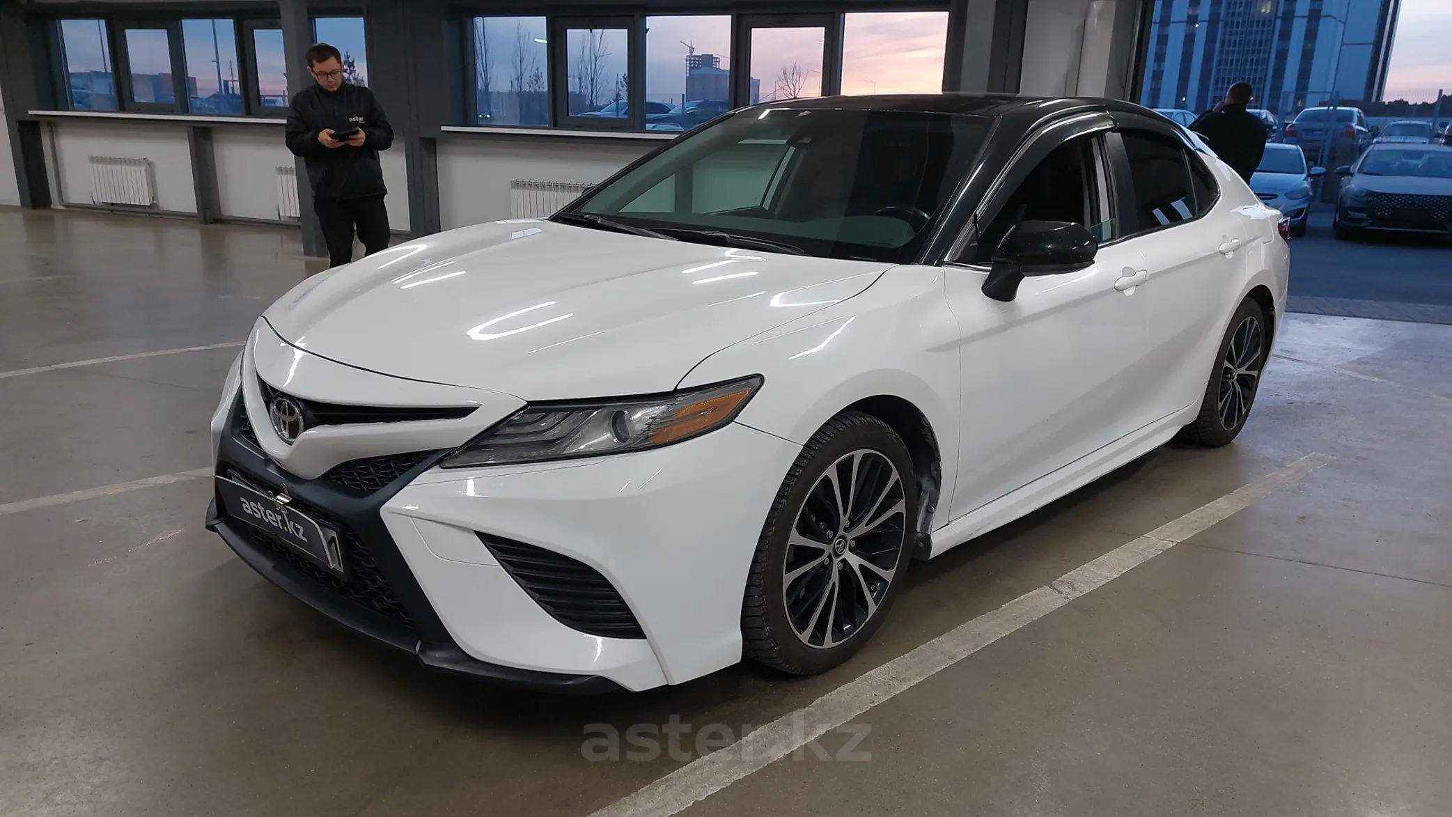 Toyota Camry 2019