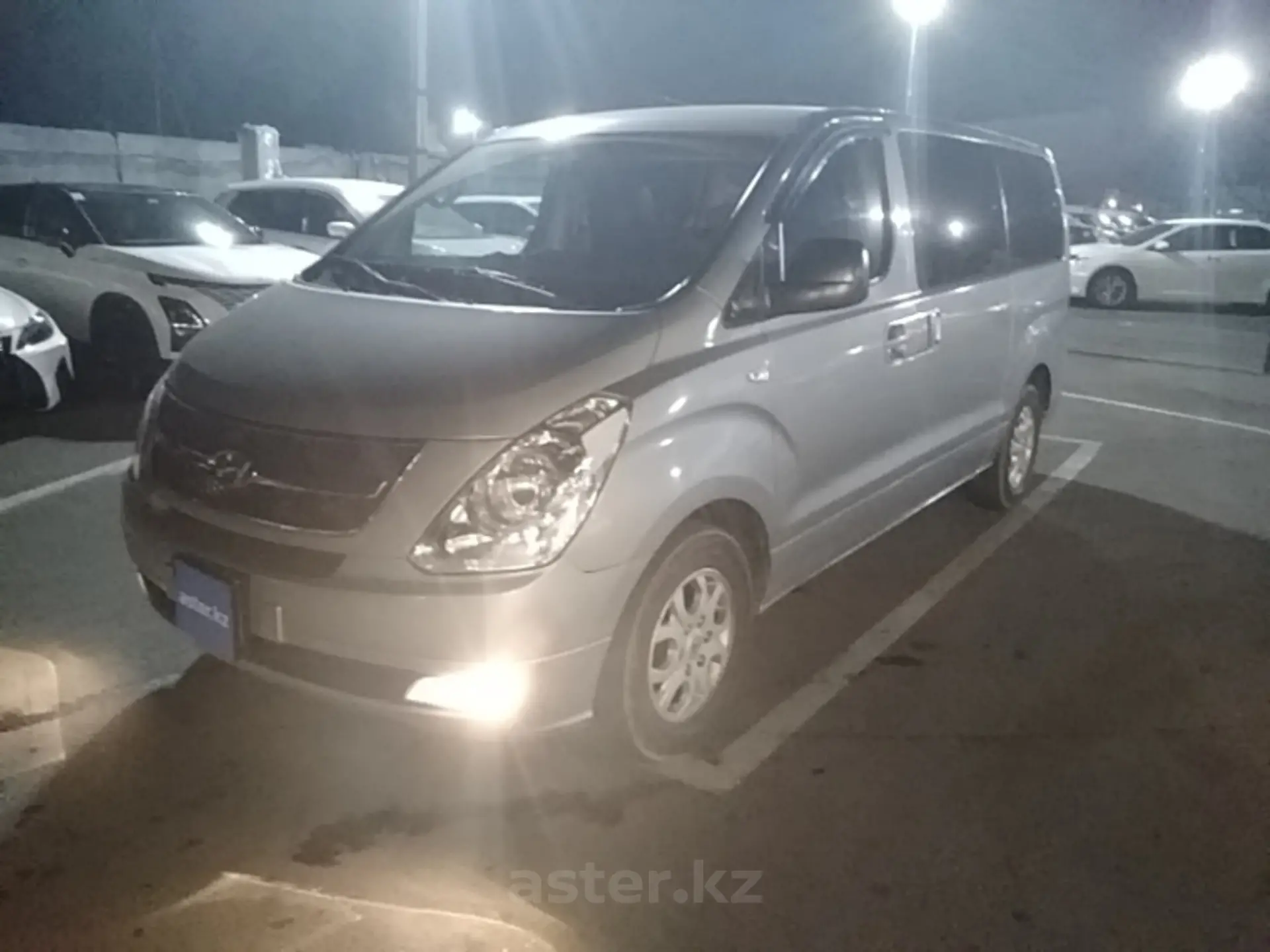 Hyundai Grand Starex 2010