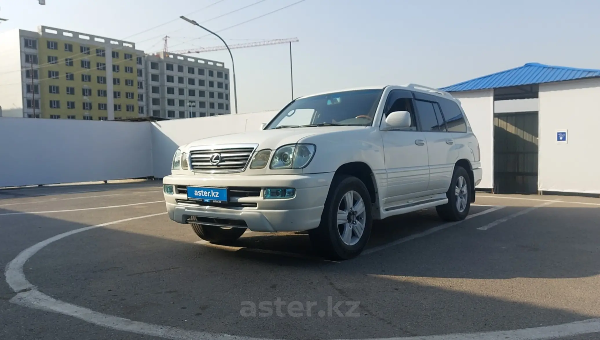 Lexus LX 2003