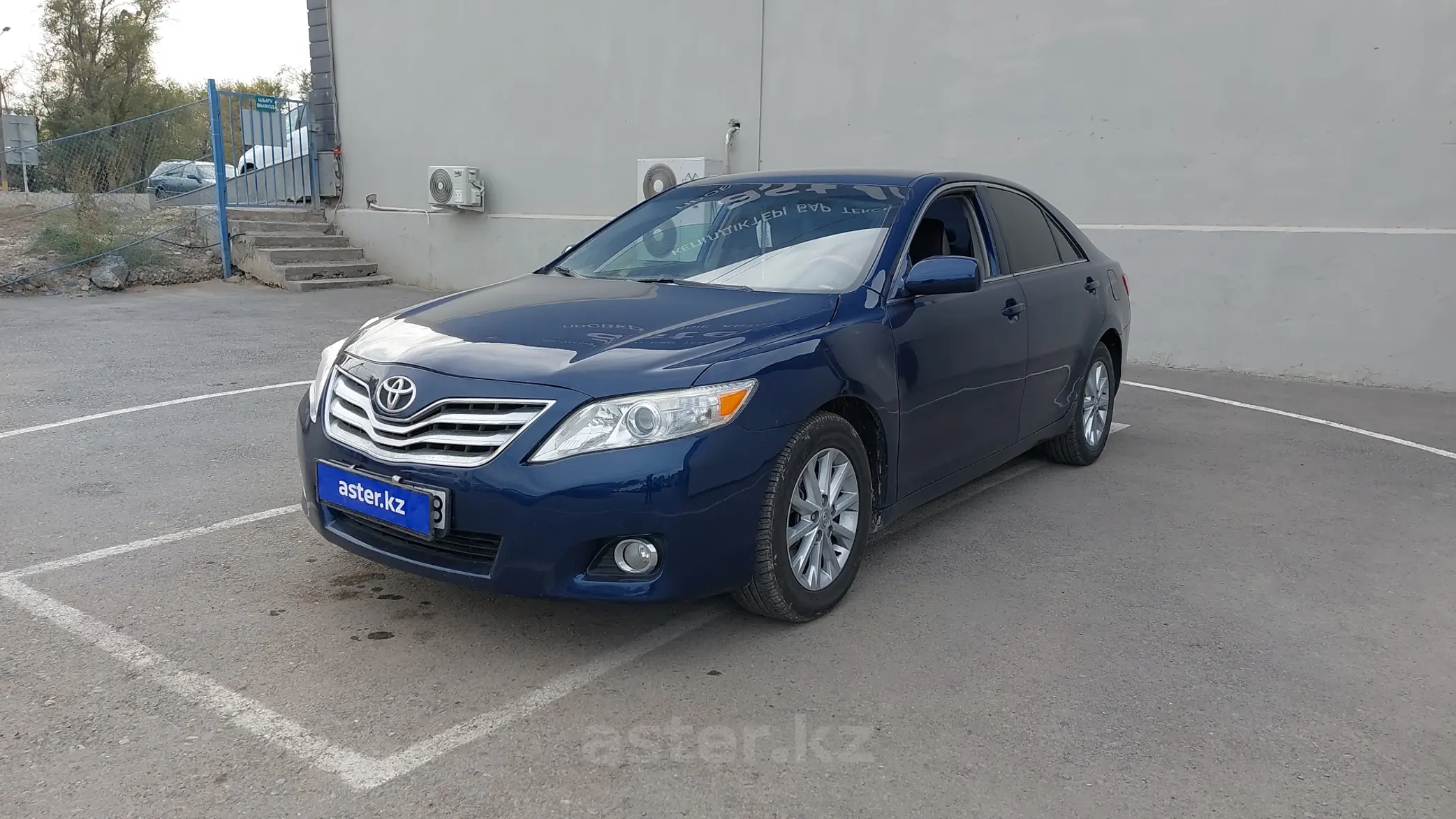 Toyota Camry 2011