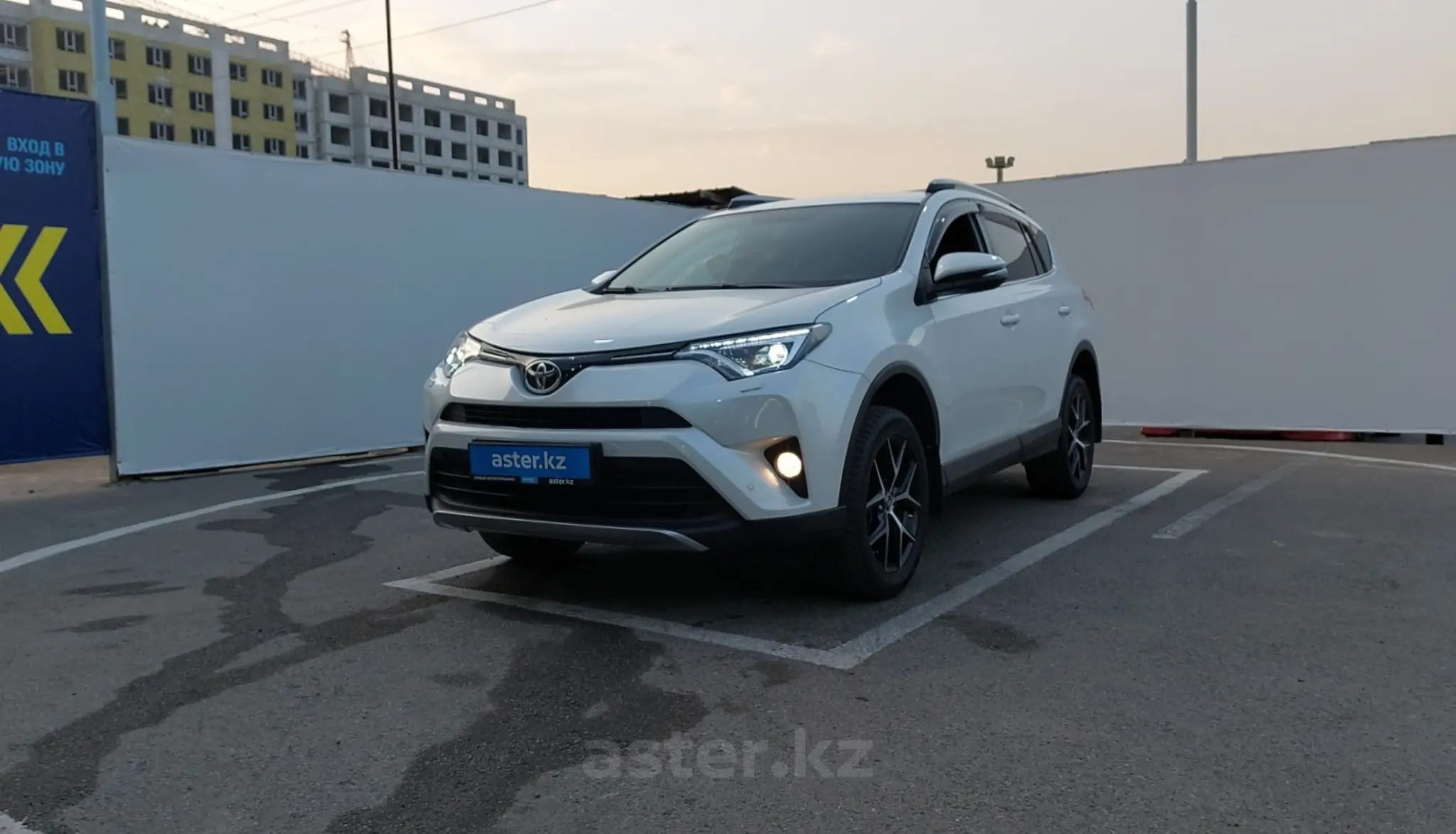 Toyota RAV4 2019