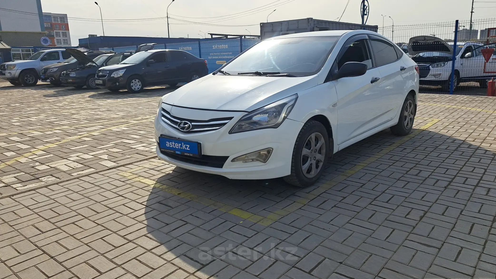 Hyundai Solaris 2015