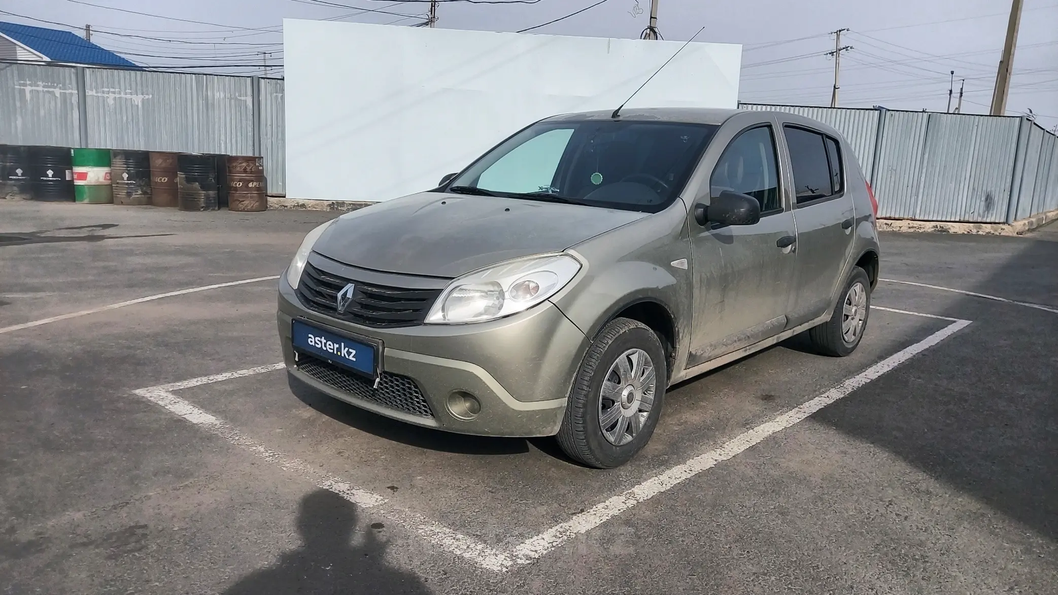 Renault Sandero 2011