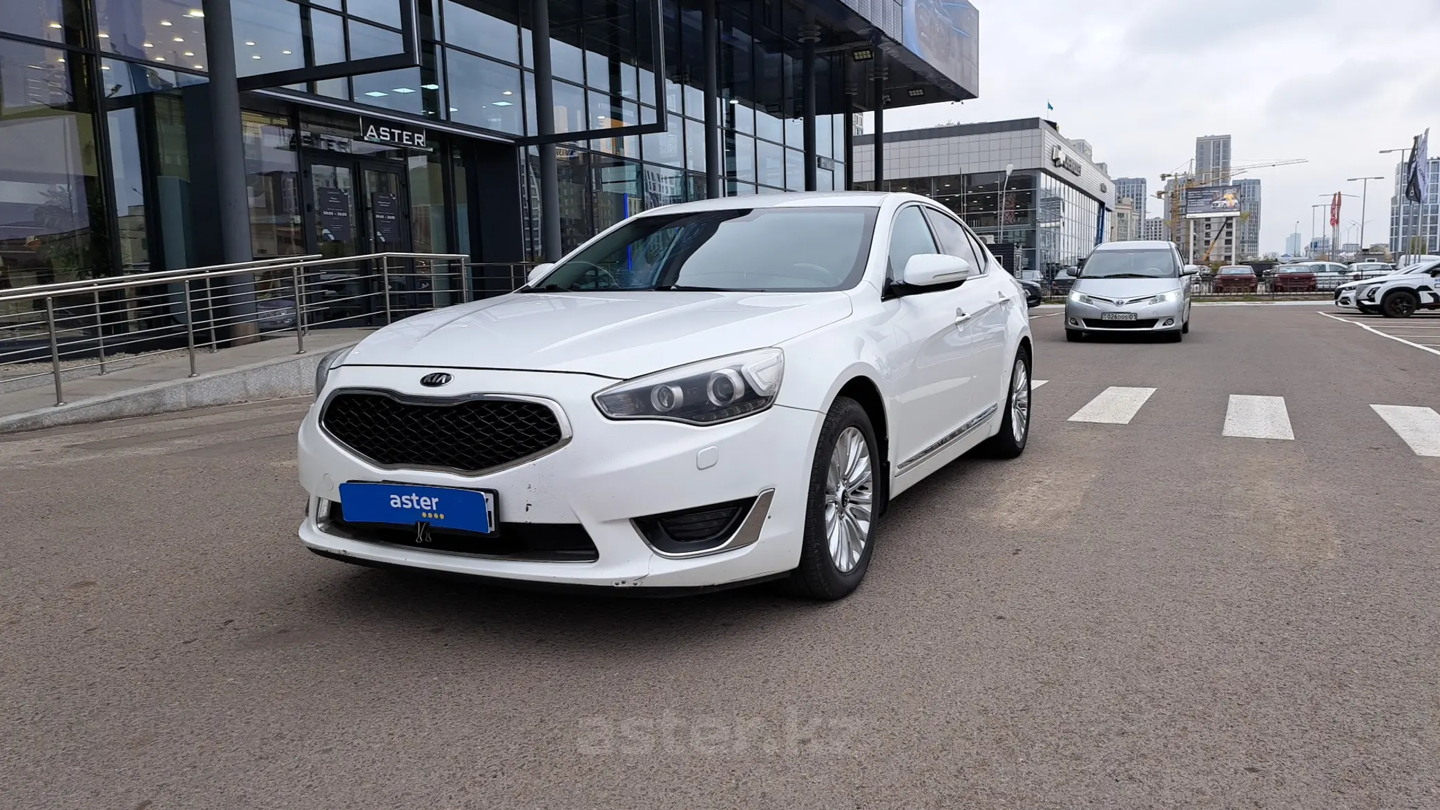 Kia Cadenza 2015