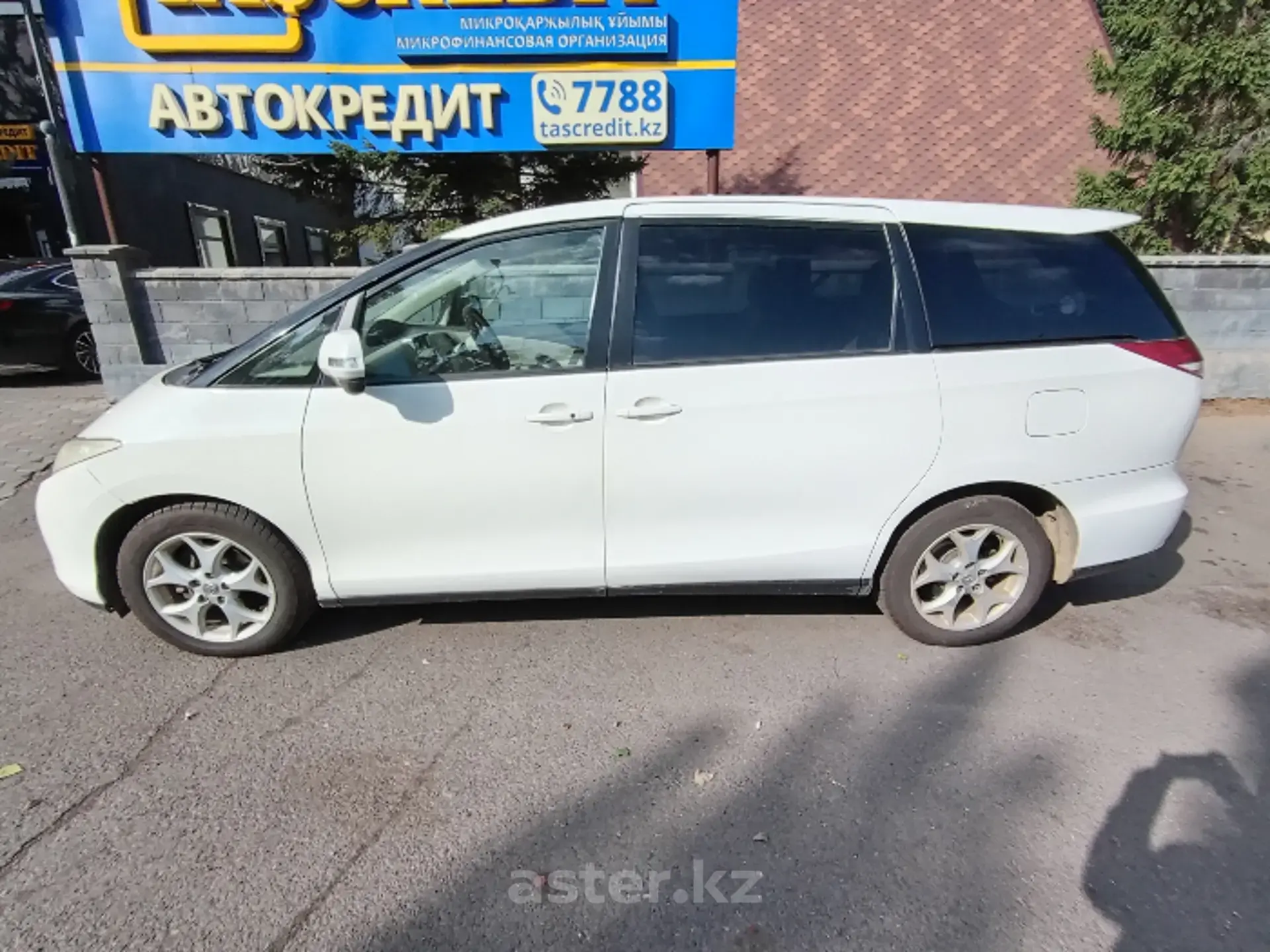 Toyota Estima 2007