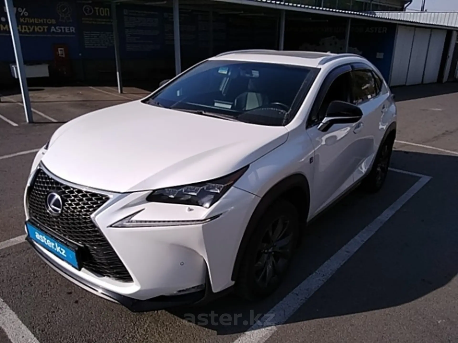 Lexus NX 2015