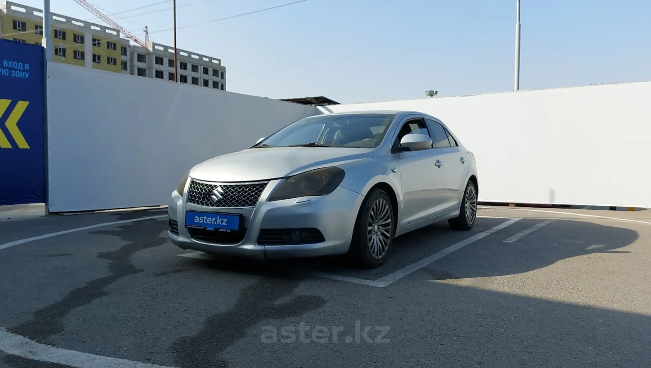 Suzuki Kizashi 2011