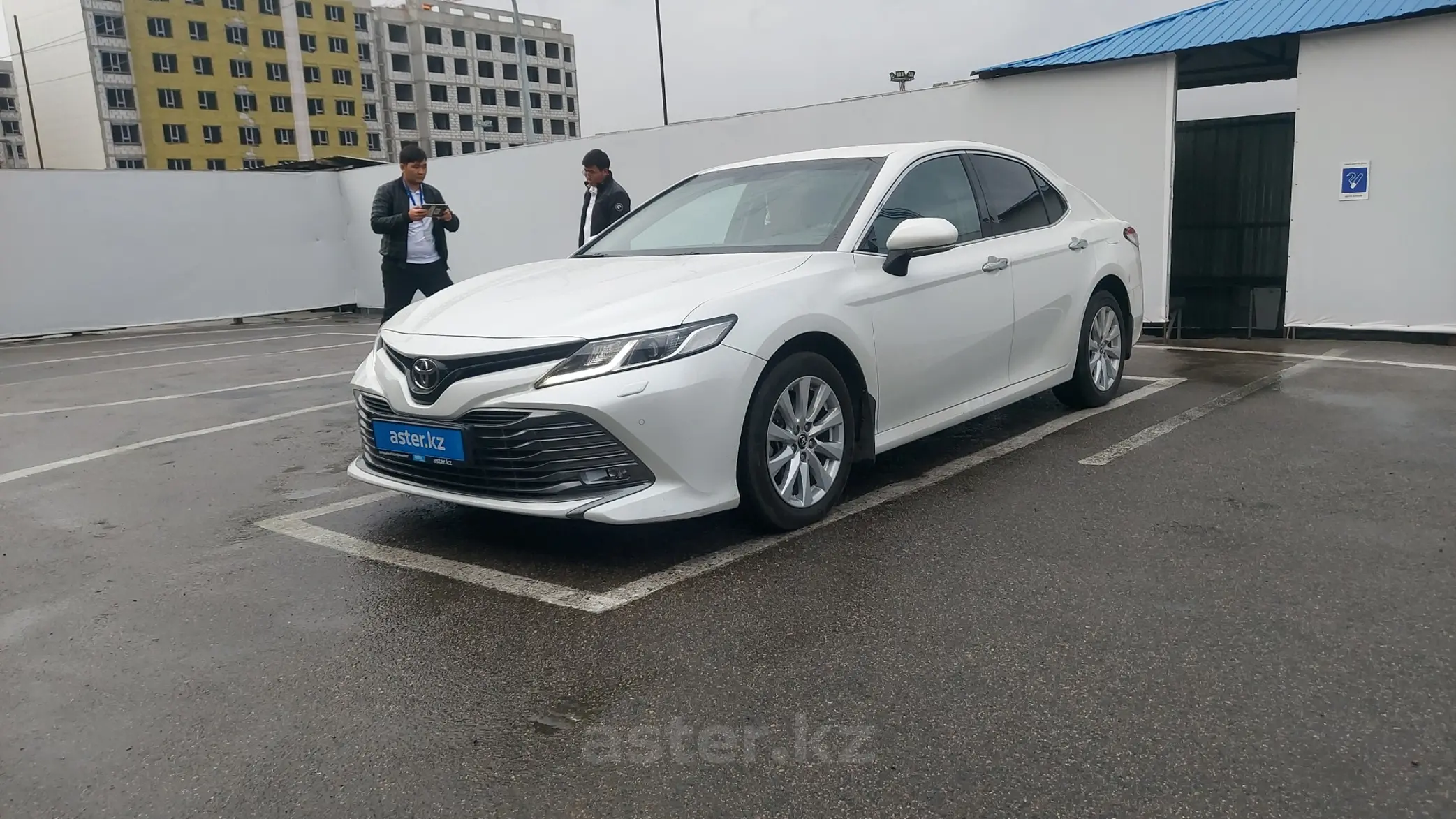 Toyota Camry 2019