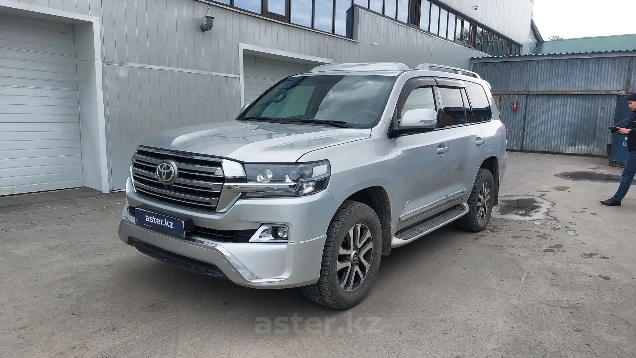 Toyota Land Cruiser 2010