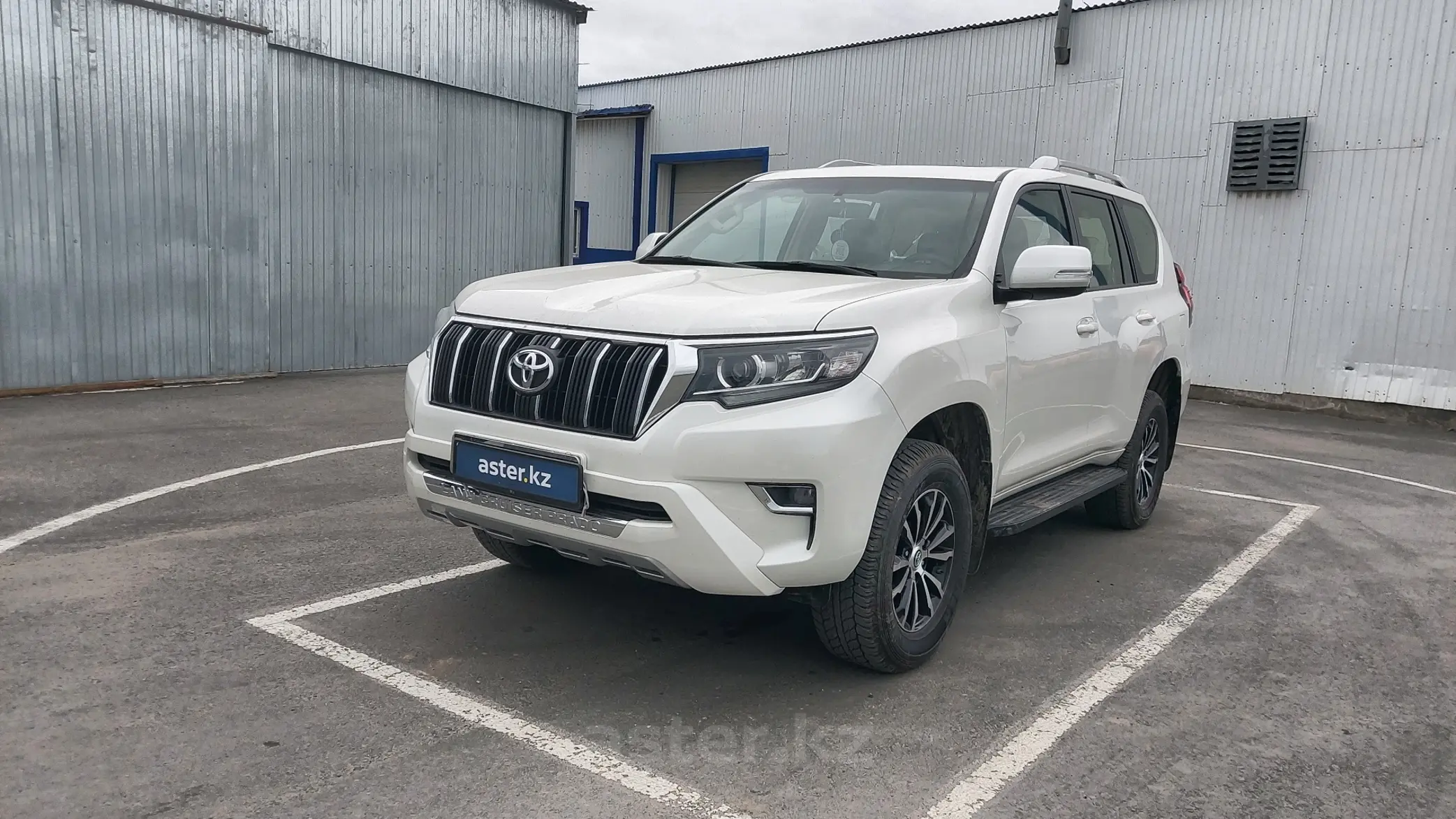 Toyota Land Cruiser Prado 2022