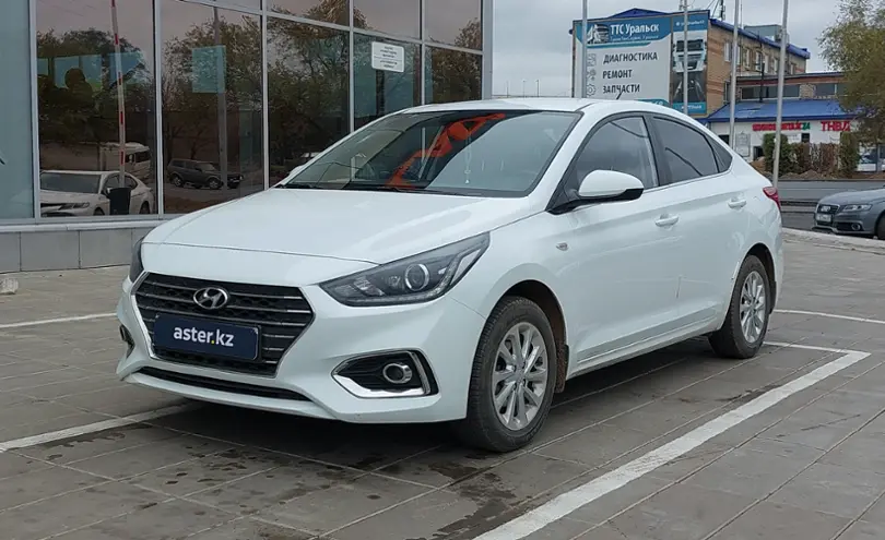 Hyundai Accent 2018 года за 8 000 000 тг. в Уральск