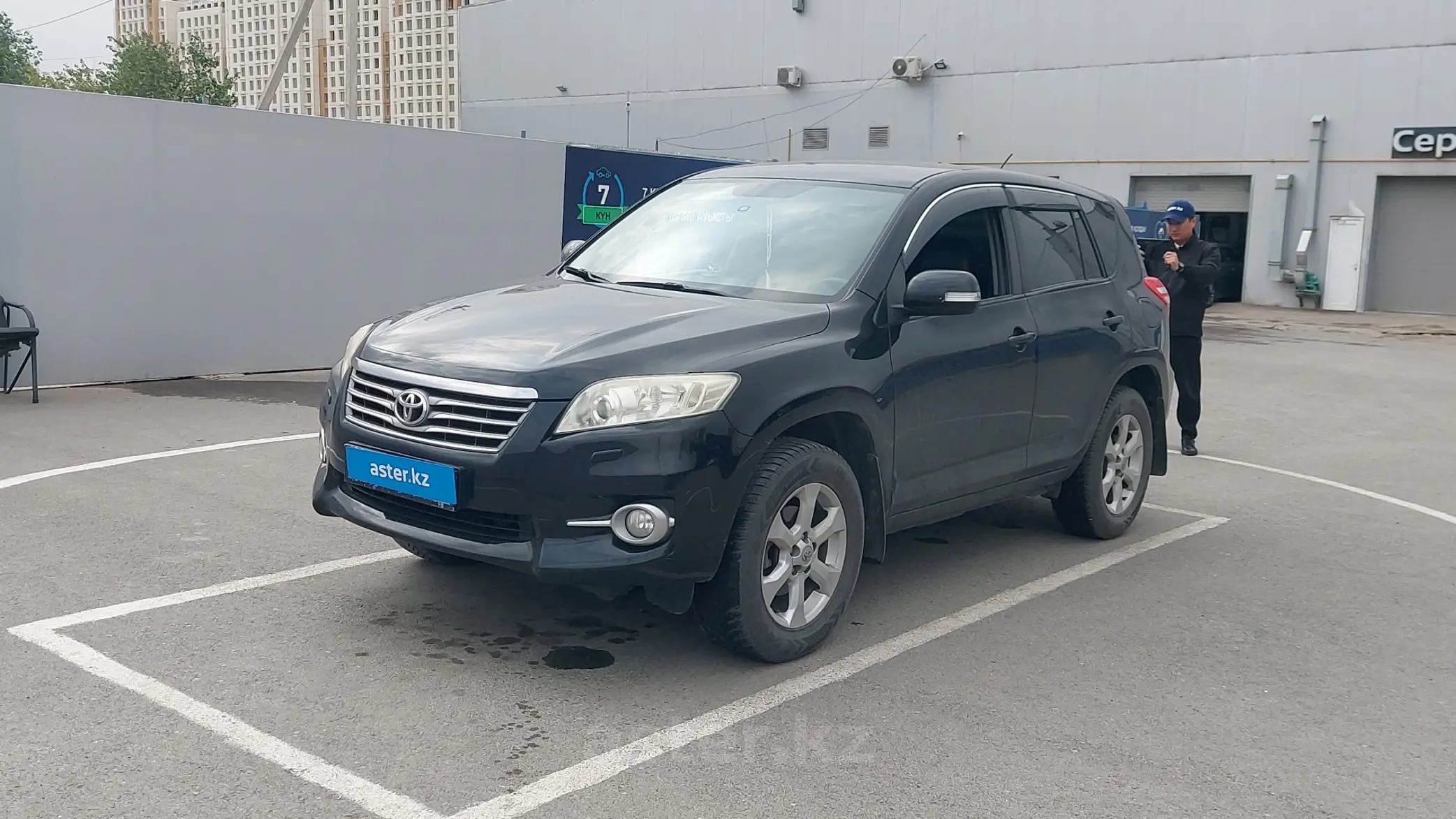 Toyota RAV4 2011