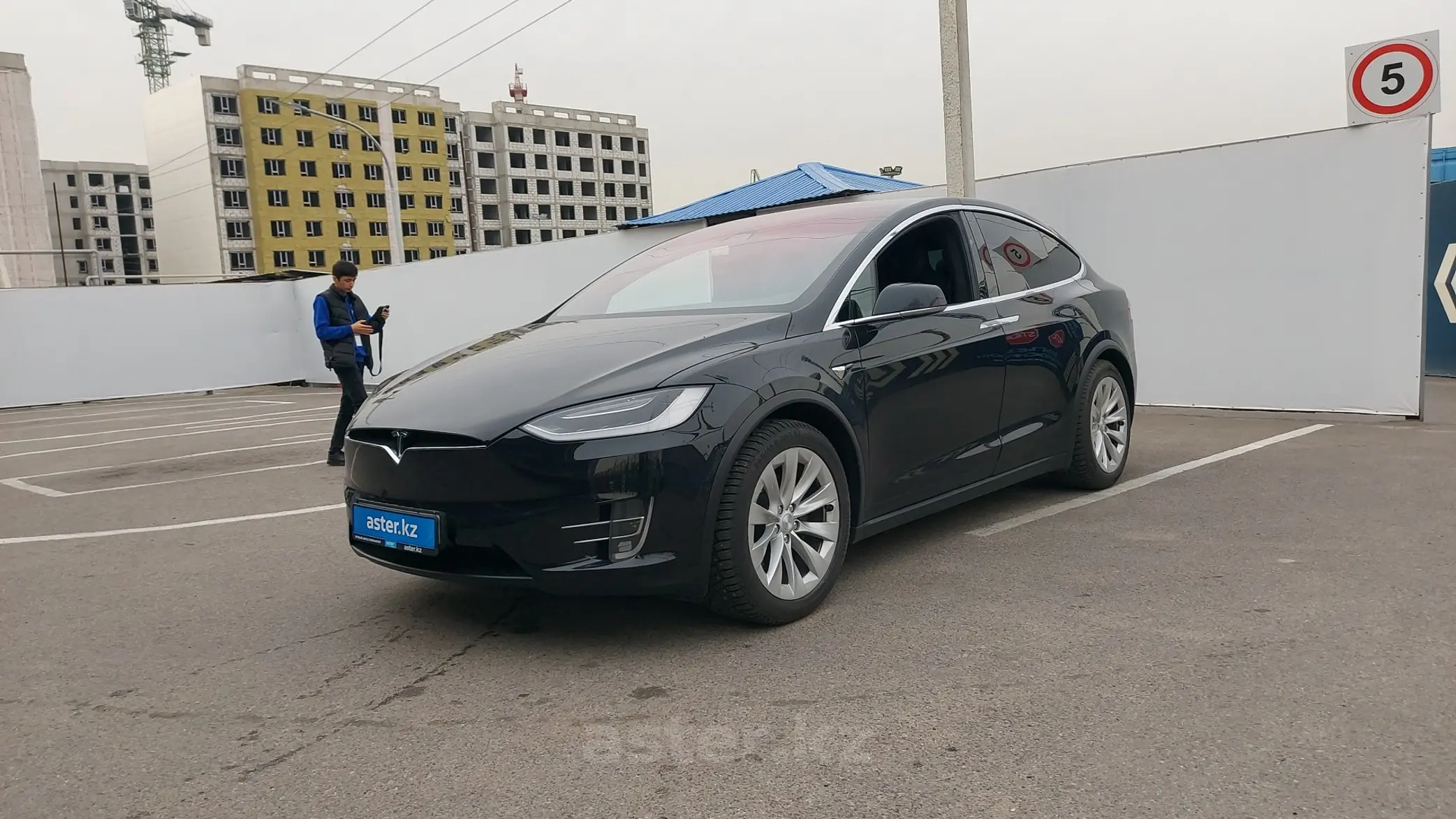 Tesla Model X 2017