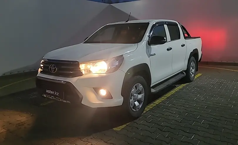 Toyota Hilux 2019 года за 19 000 000 тг. в Кокшетау