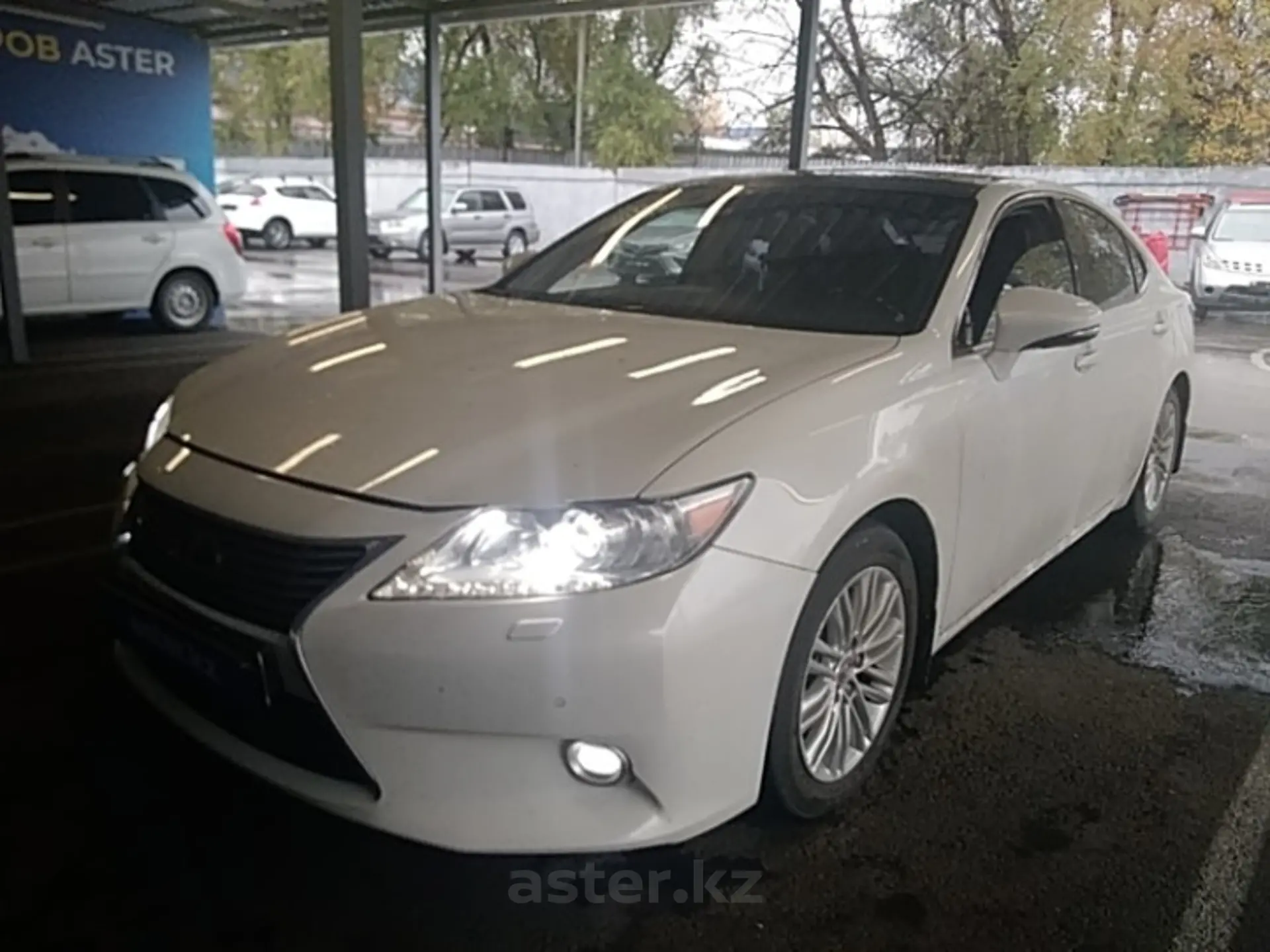 Lexus ES 2014