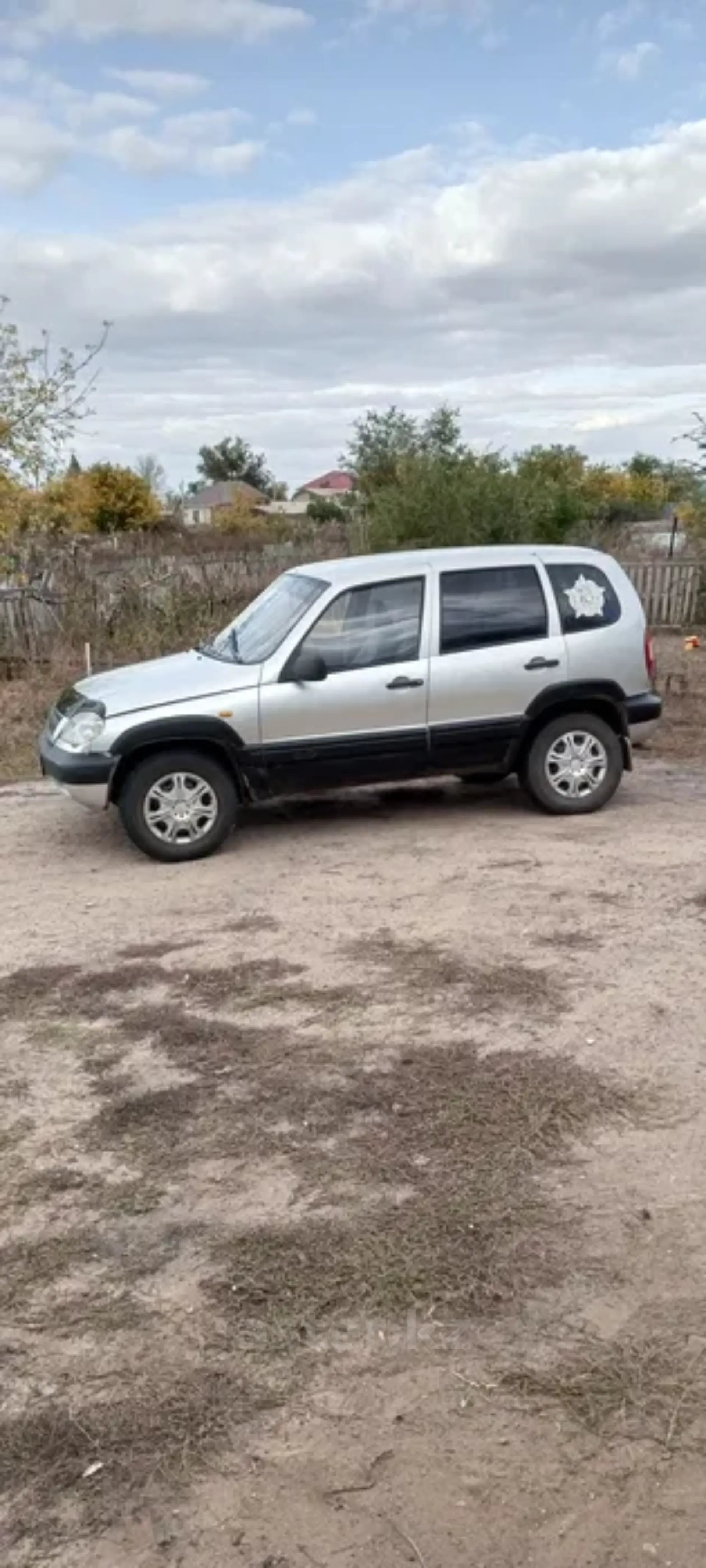 Chevrolet Niva 2004