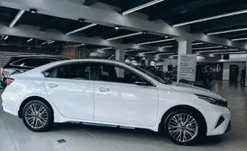 Kia Cerato 2023 года за 13 690 000 тг. в Усть-Каменогорск фото 2
