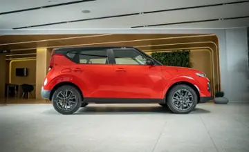 Kia Soul 2023 года за 11 590 000 тг. в Усть-Каменогорск фото 3