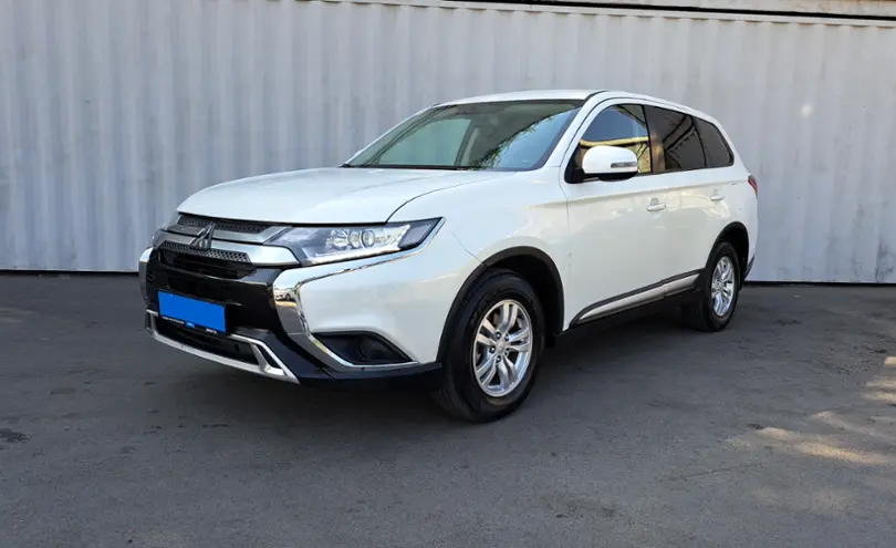 Mitsubishi Outlander 2019 года за 8 750 000 тг. в Алматы