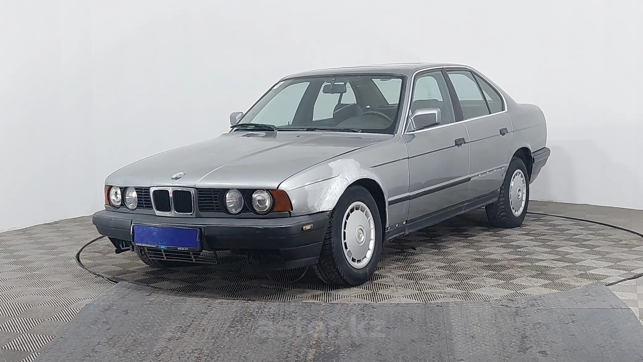 BMW 5 серии 1989