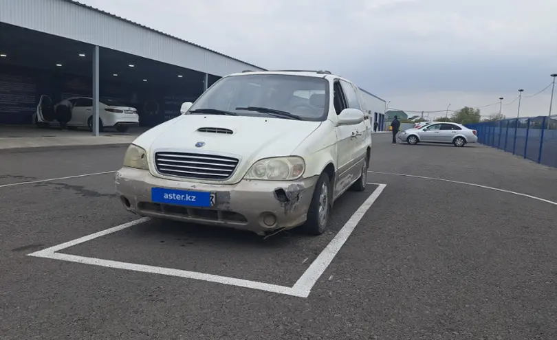 Kia Carnival 2002 года за 849 000 тг. в Шымкент