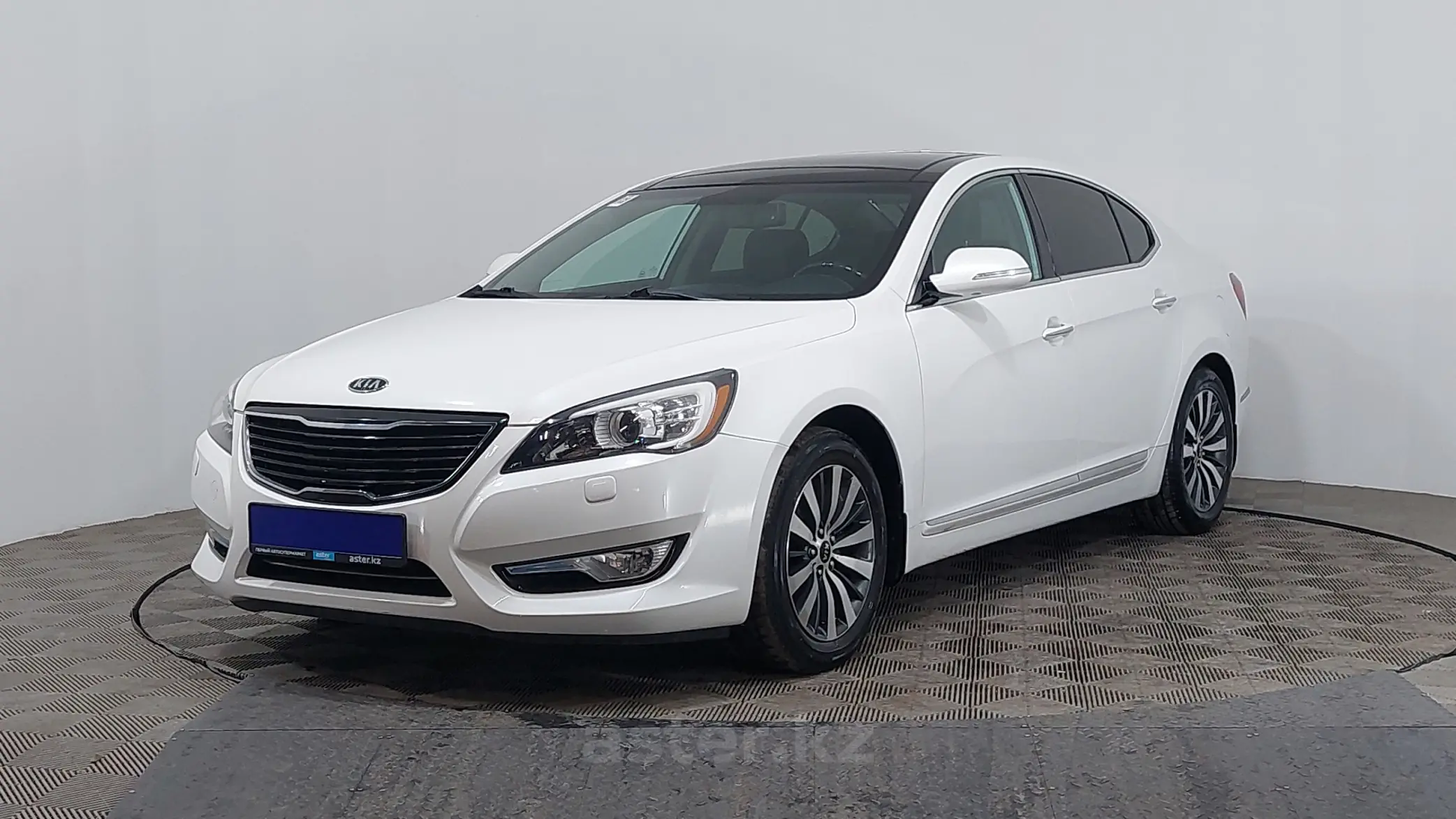 Kia Cadenza 2012